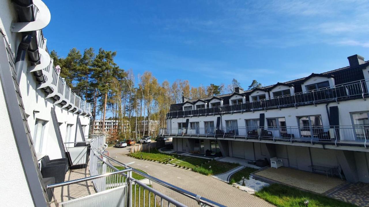 Apartamenty Z Tarasami "Mietowy Spokoj 15" "Romantyczna Szarosc 16" "Niebieska Elegancja 17" Maksymalnie Dla 6 Osob Pobierowo Esterno foto